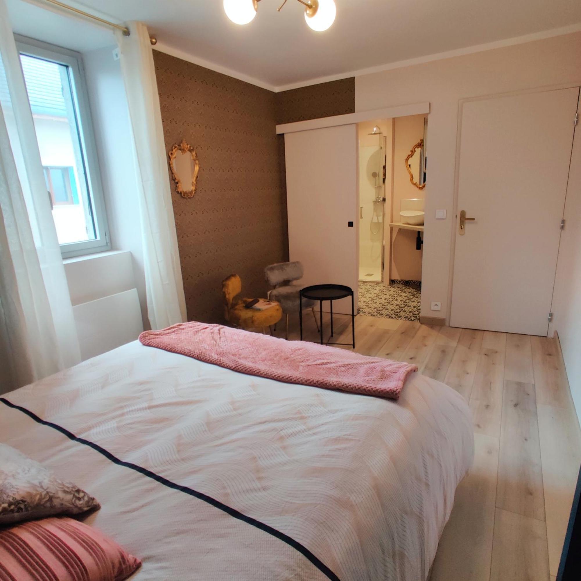 Au Coin Du Chemin Hotel ชองเบรี ห้อง รูปภาพ